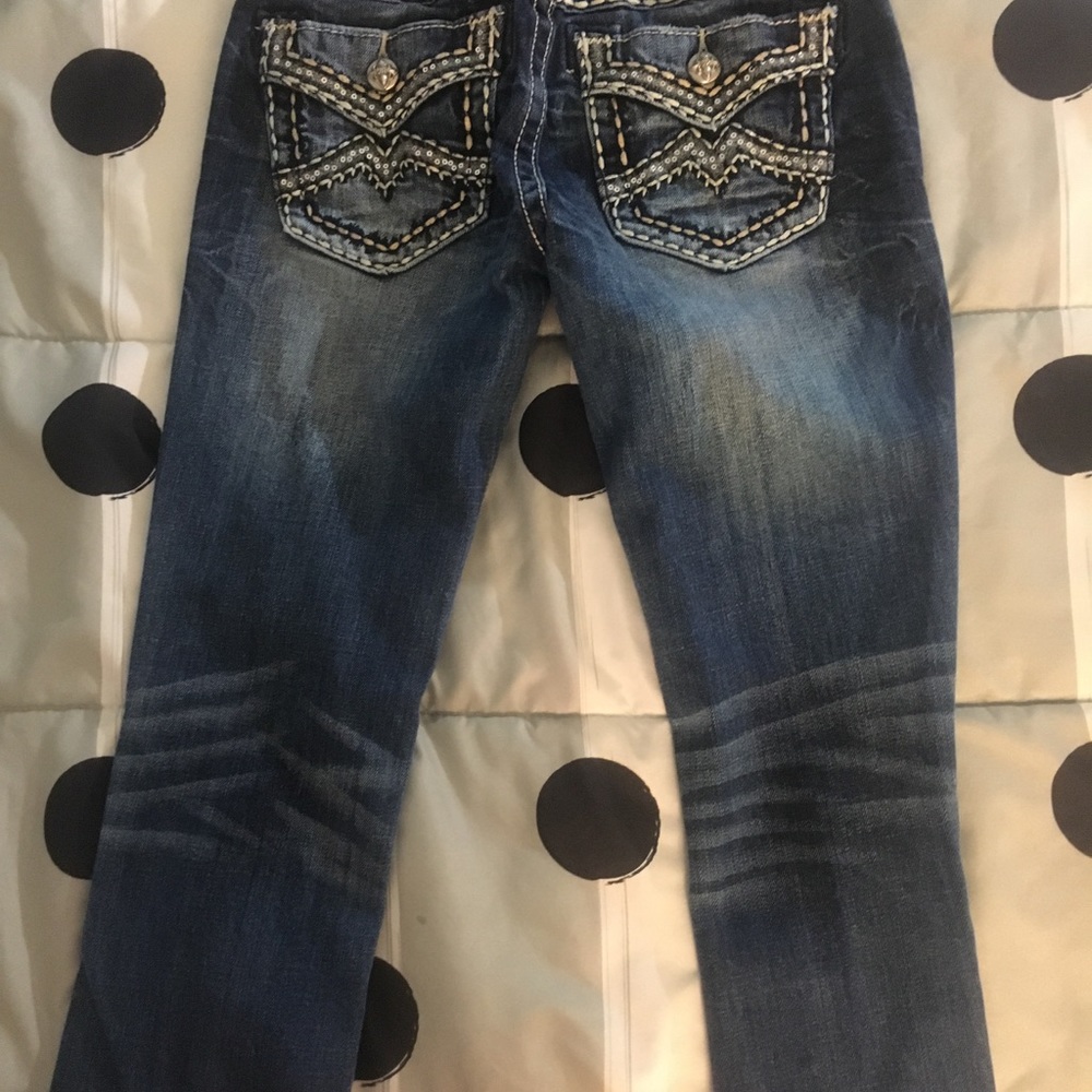 Miss Me Capris - Picture 3 of 4